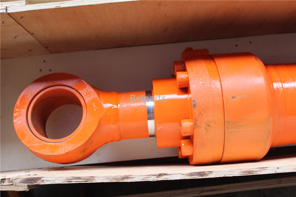 Εκσκαφέας Υδραυλικός κύλινδρος Assy ZX470 Κύλινδρος μπουμπόου Κύλινδρο βραχίονα Κύλινδρο κουβάς Κύλινδρο Assy 4698938C YA00004895