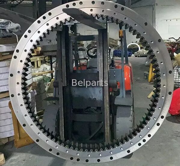 R450-3 Slewing Bearing for Hyundai Excavator Spare Parts 208-25-61100 Slew Ring Swing Circle