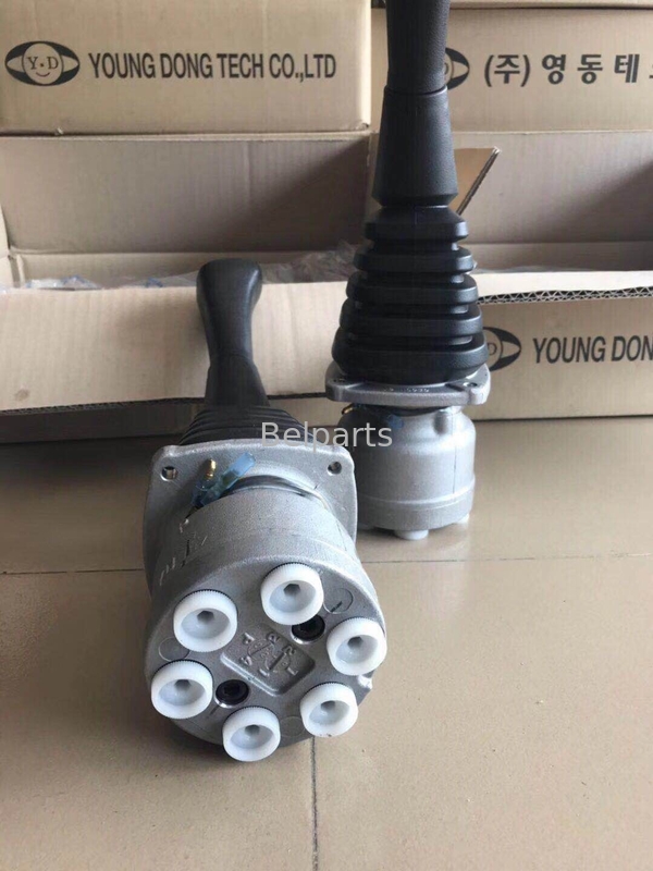 Γνήσια λαβή Assy πηδαλίων πειραματικών βαλβίδων ράβδων ελέγχου ανταλλακτικών κατασκευής εκσκαφέων Belparts SK07N2